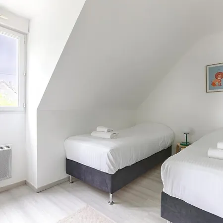 Holiday home La Maison Pasteque - A 10 Minutes De Disneyland Montevrain
