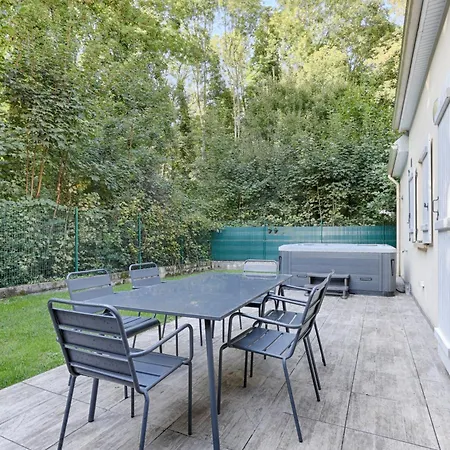 Holiday home La Maison Pasteque - A 10 Minutes De Disneyland Montevrain